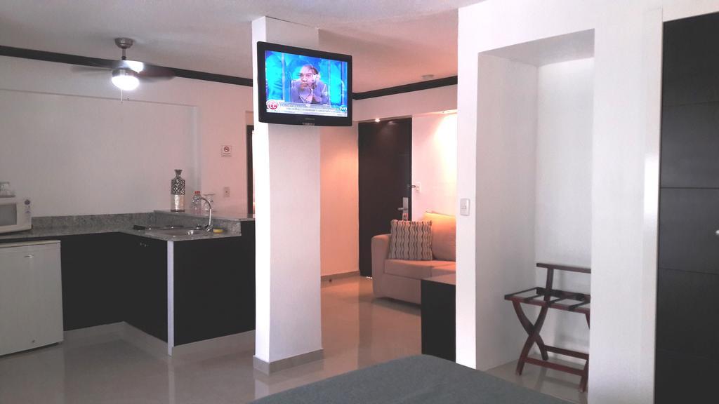 Az Hotel And Suites Panama Stadt Exterior foto