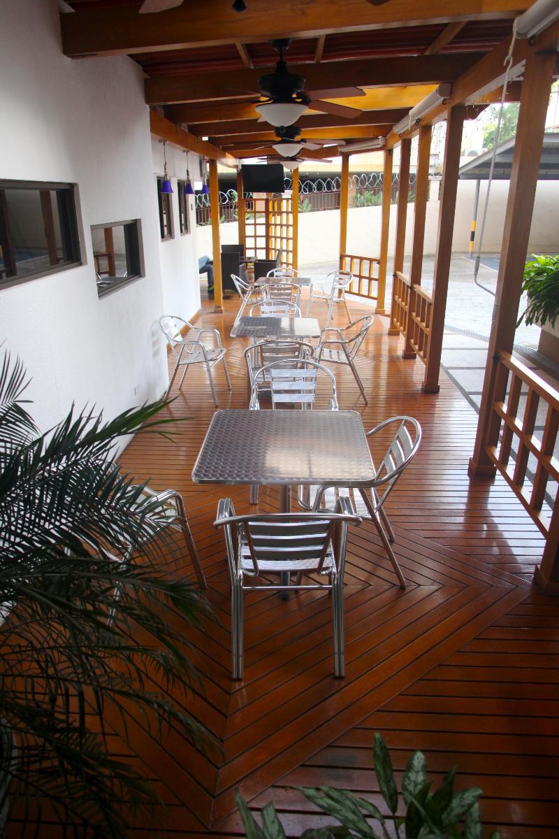 Az Hotel And Suites Panama Stadt Exterior foto